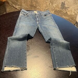 MOTHER jeans “The Insider Crop Step Fray” size 28. Good used condition.